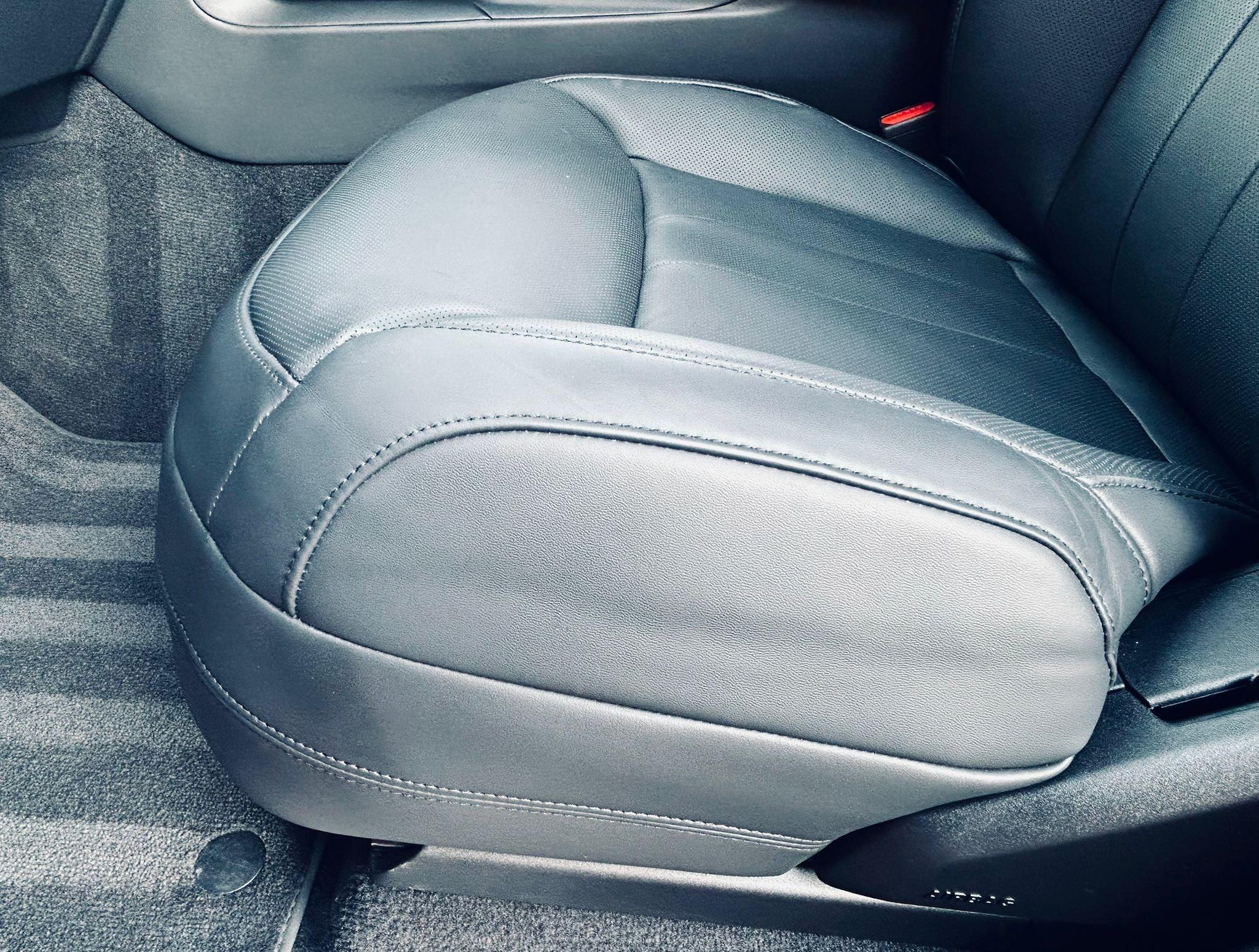 Land Rover Range Rover Sport view 15