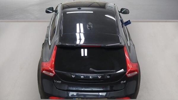 Volvo V40 view 13