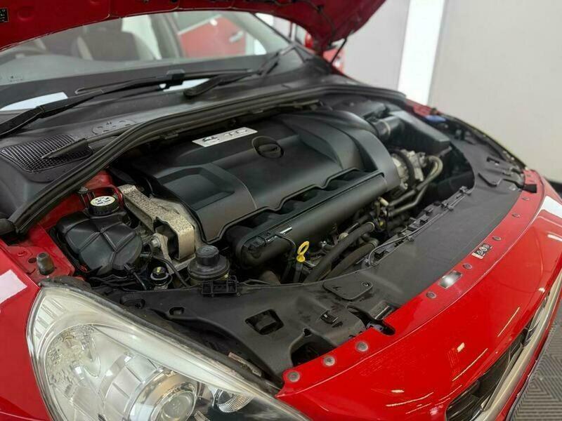 2011 Volvo V60 image 16