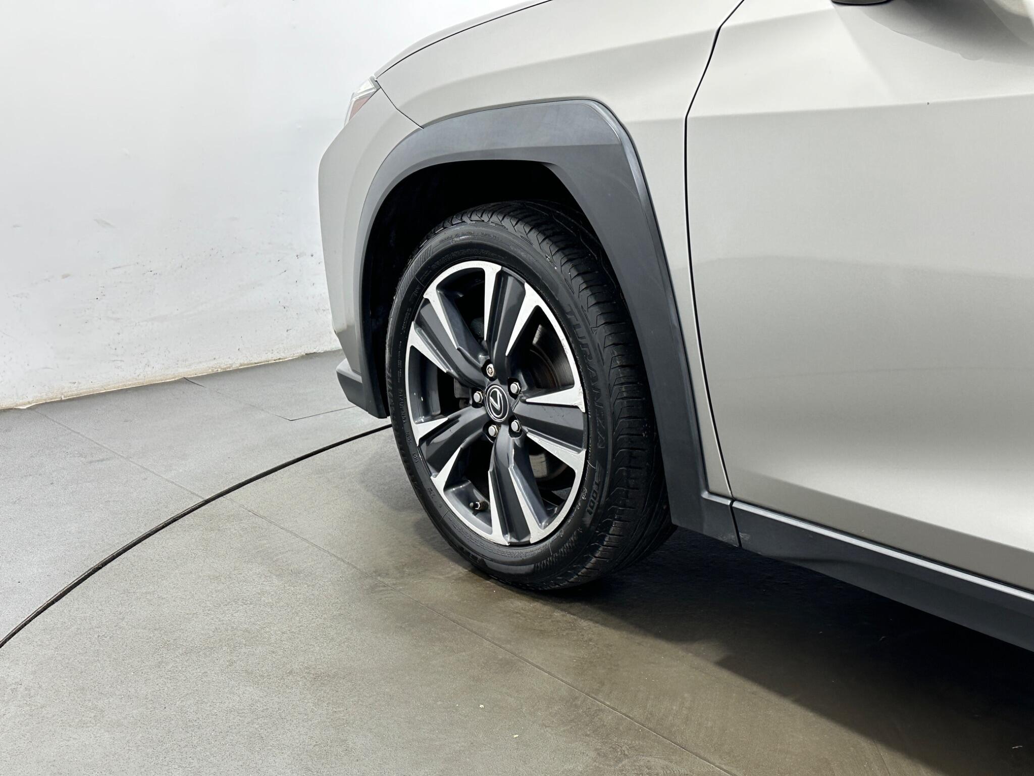 Lexus UX view 51