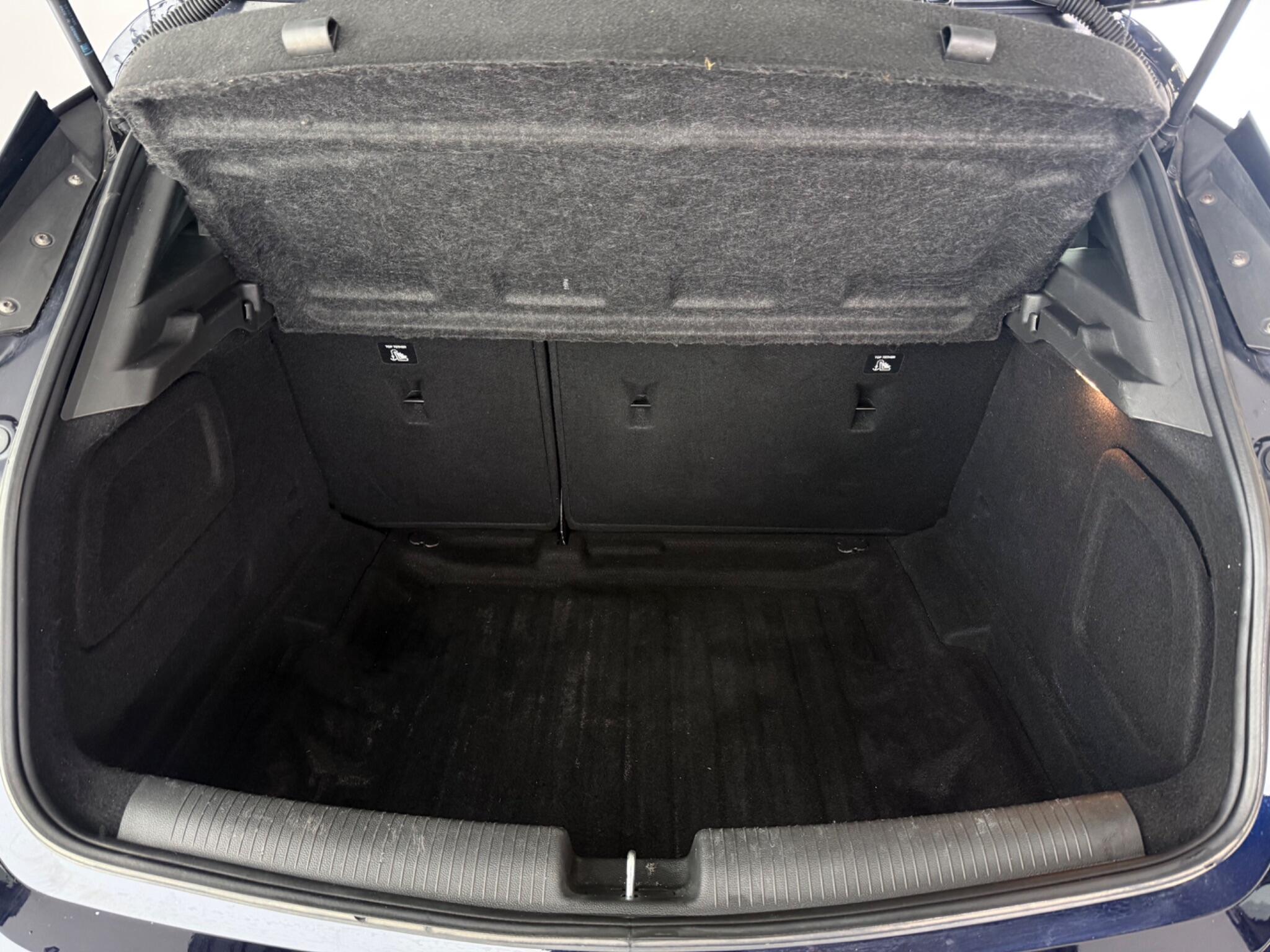 Vauxhall Astra view 10