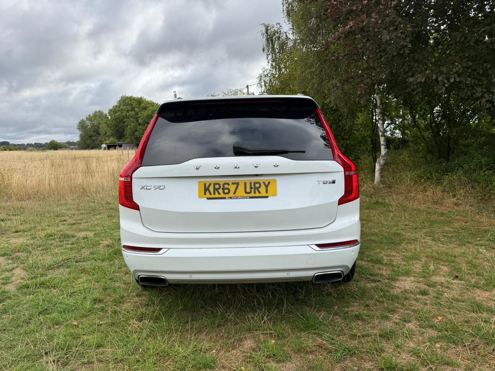 Volvo XC90 view 29