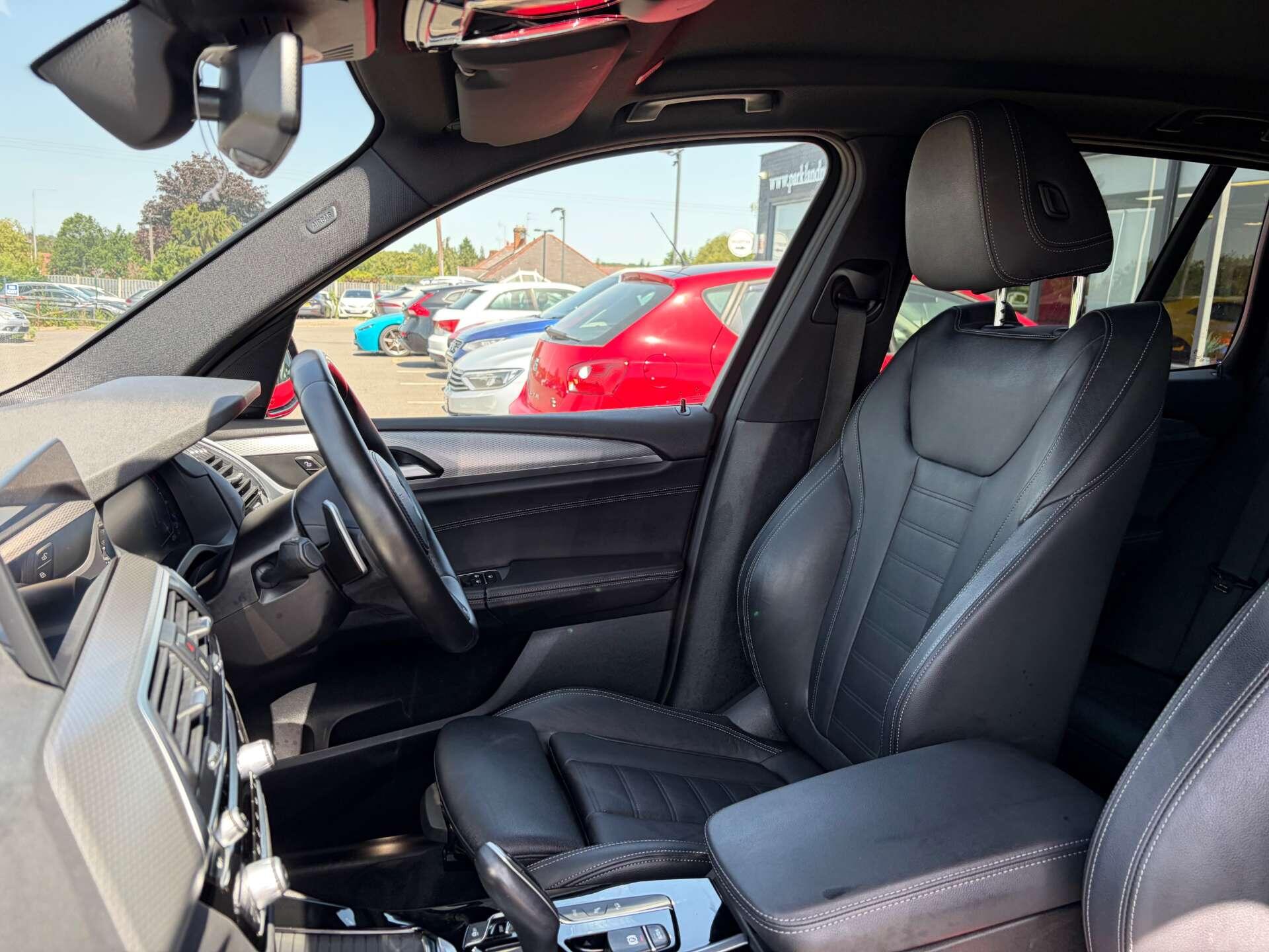 BMW X3 view 18