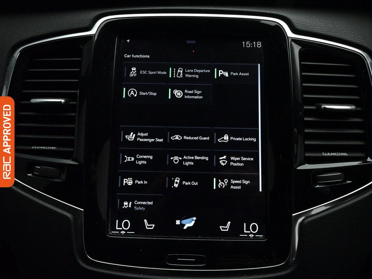 Volvo XC90 view 22