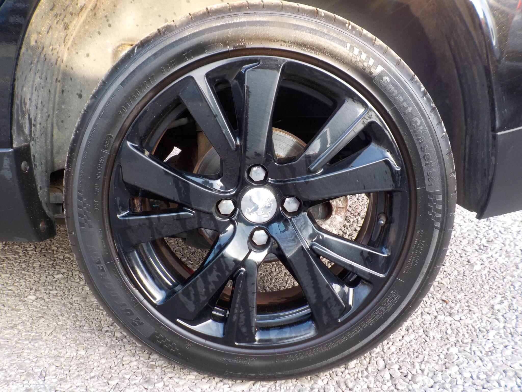 Peugeot 2008 1.6 BlueHDi Feline Euro 6 (s/s) 5dr (Calima)