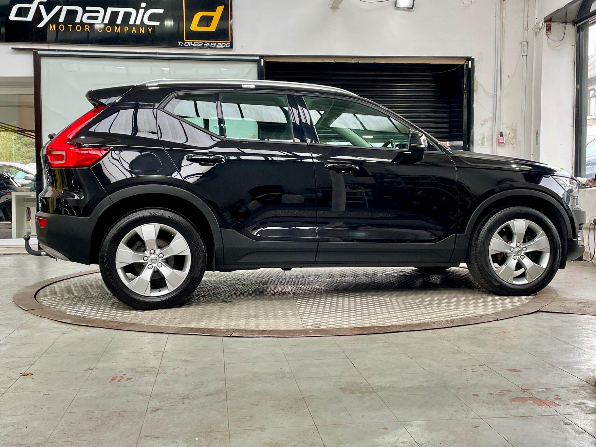 Volvo XC40 view 18