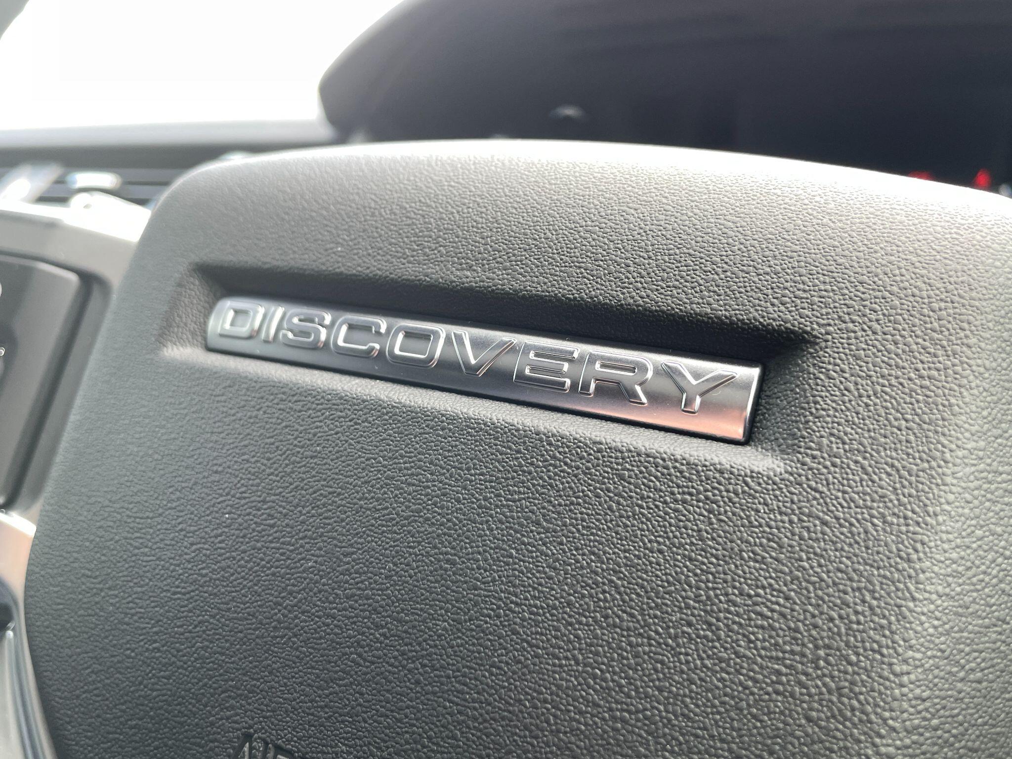 Land Rover Discovery view 21