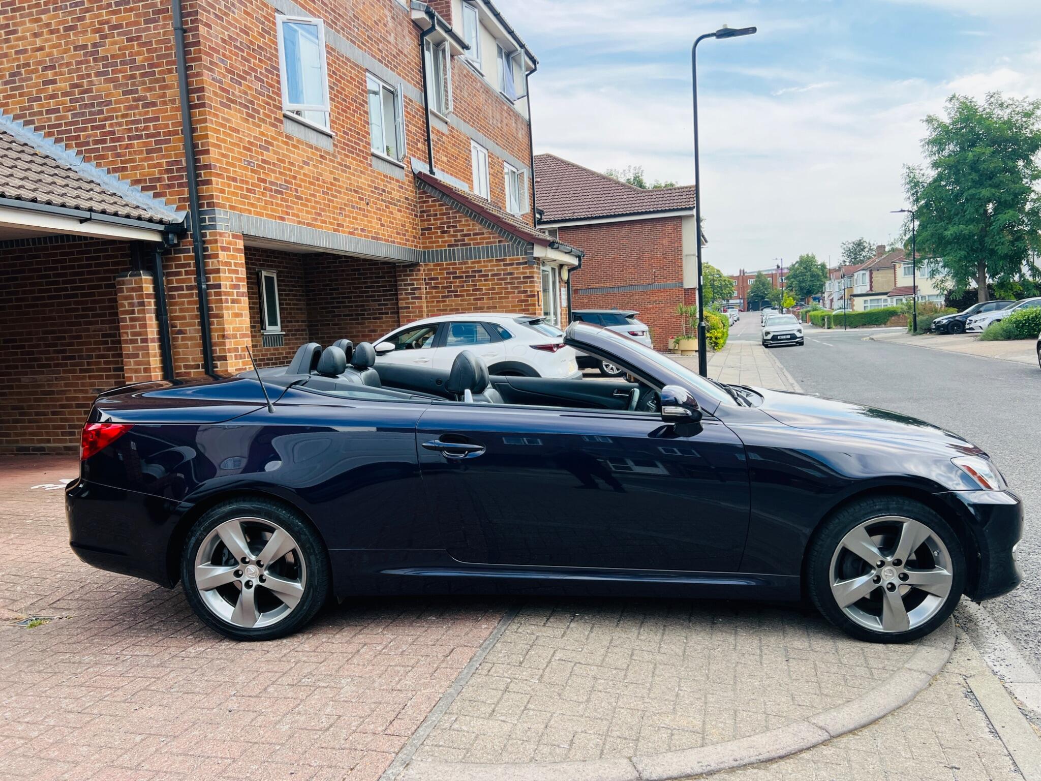 Lexus Is view 38