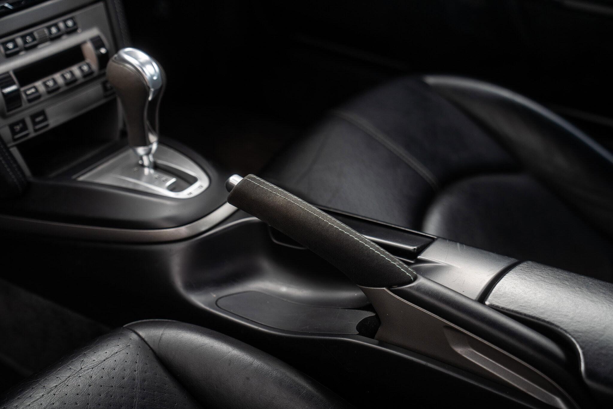 Porsche 911 view 30