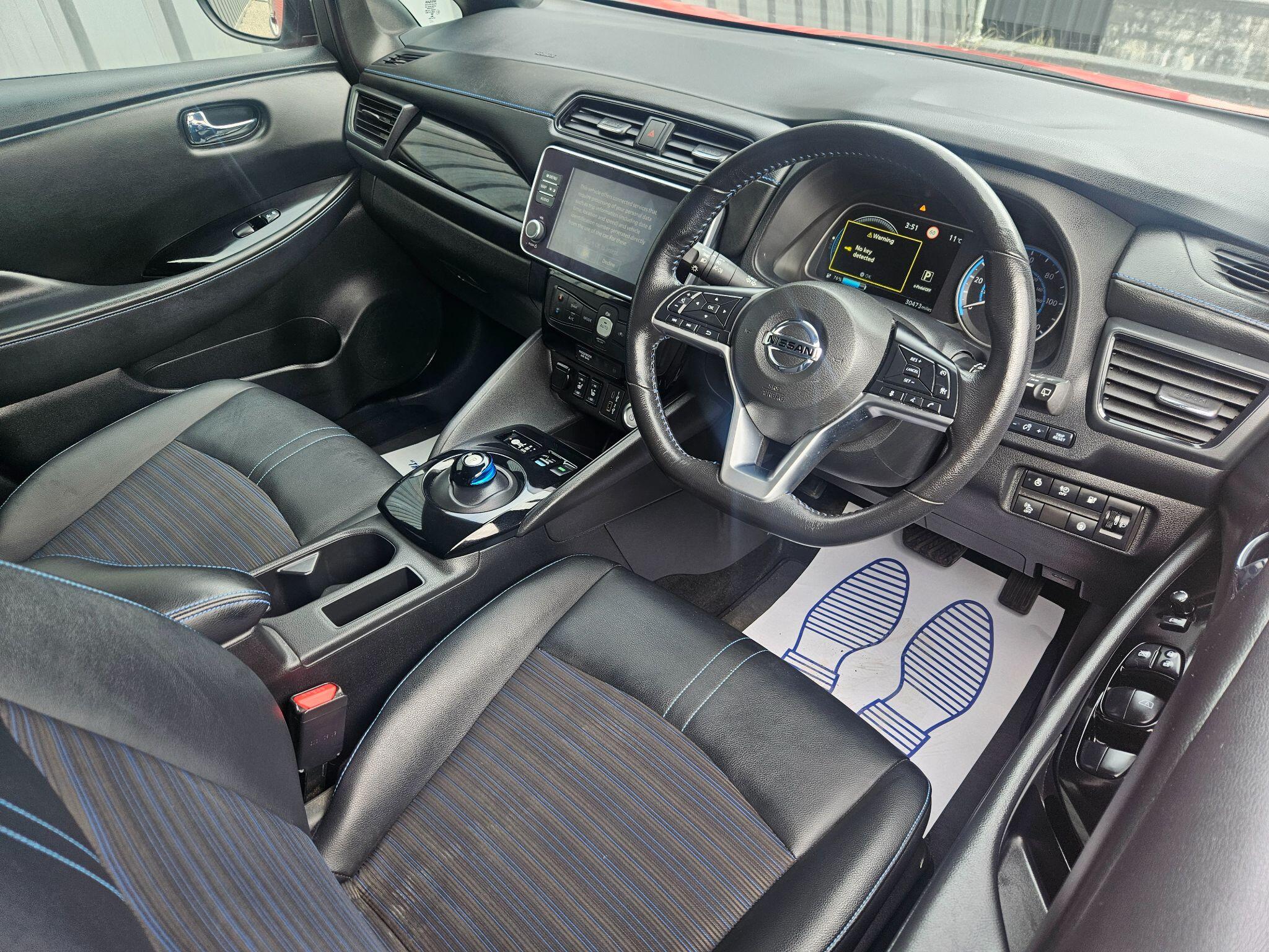 2022 Nissan Leaf image 21