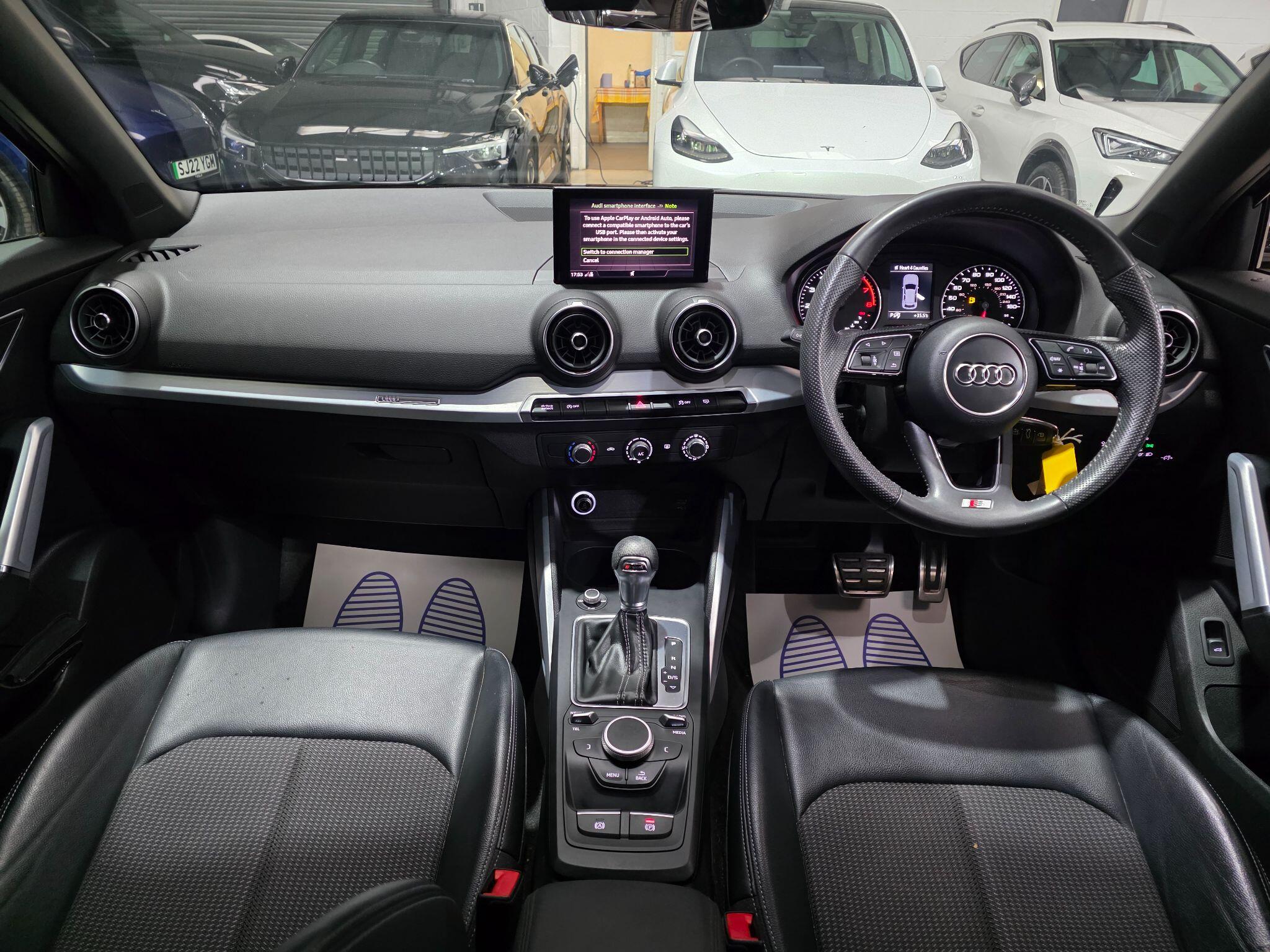 Audi Q2 view 5