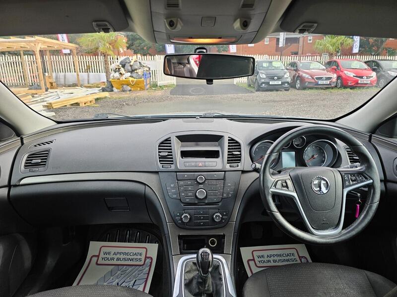 2010 Vauxhall Insignia 2.0 CDTi S Euro 5 5dr • 75,000 miles image 13