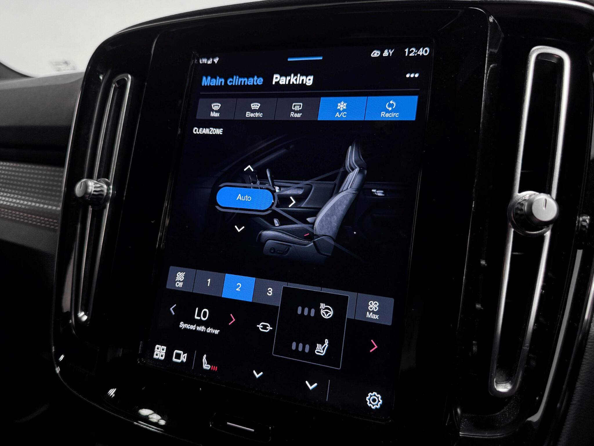 Volvo XC40 view 39