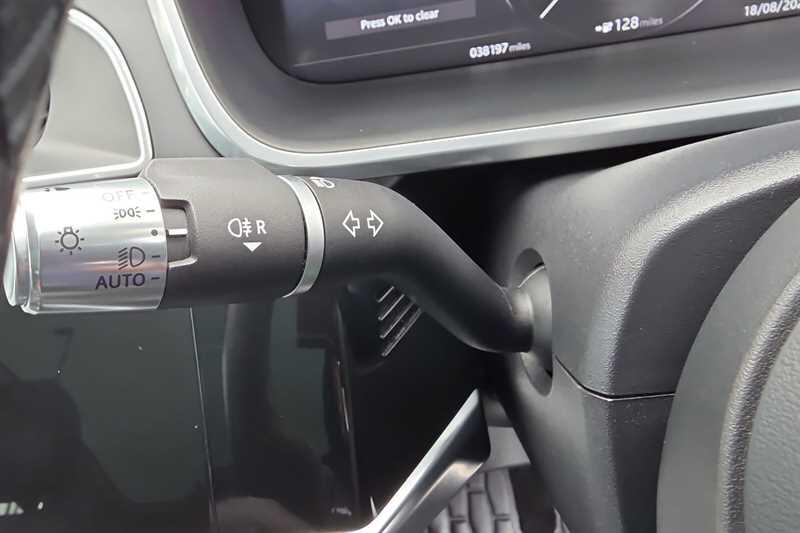 Jaguar I-Pace view 33