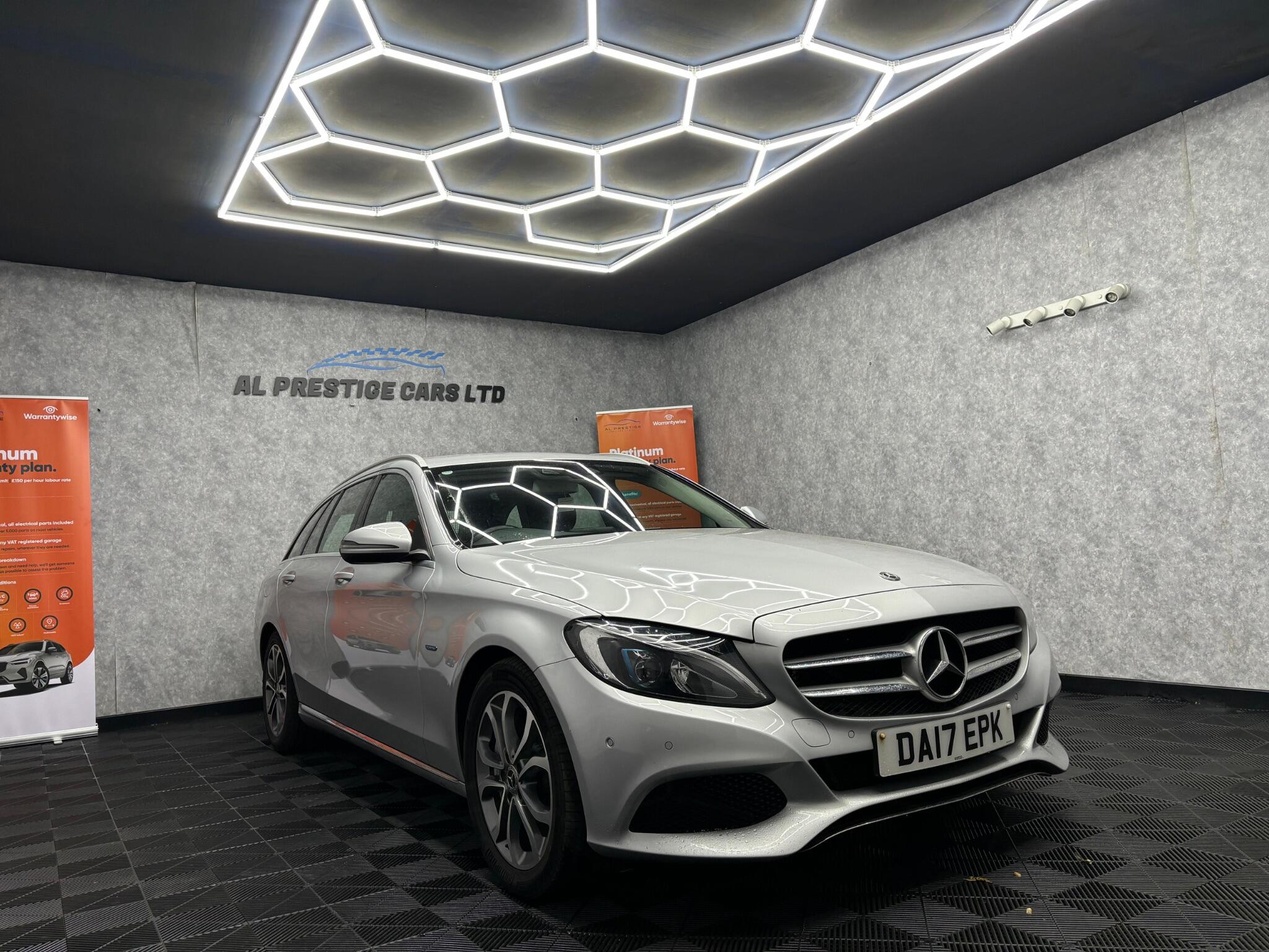 Mercedes-Benz C Class view 3