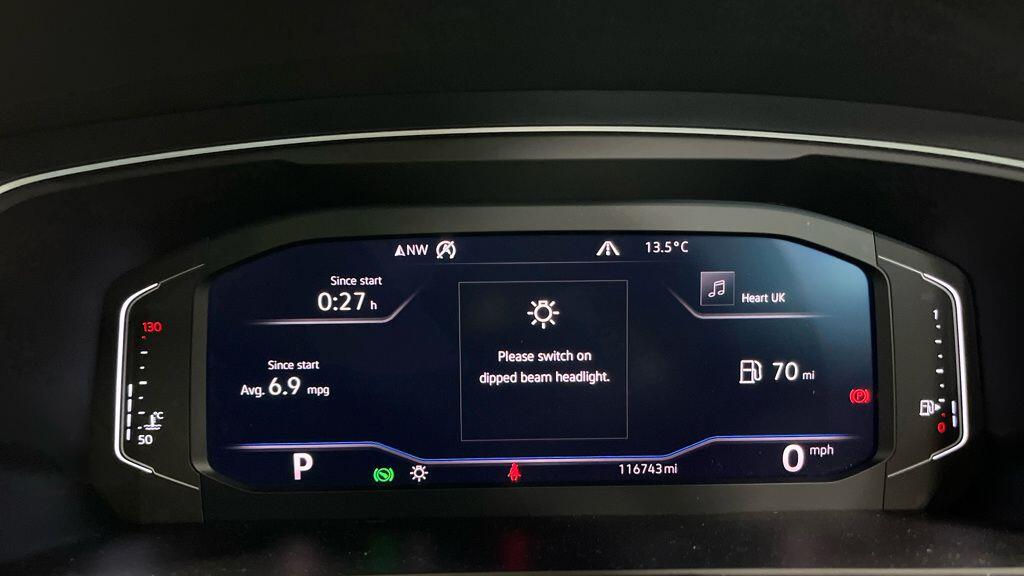 Volkswagen Tiguan view 8