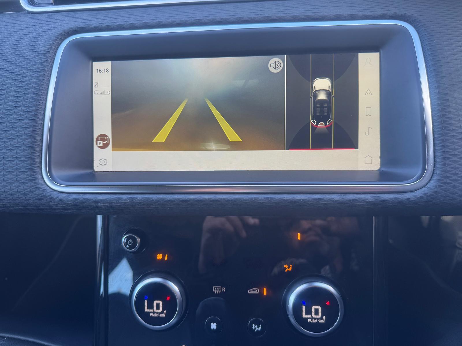 Land Rover Range Rover Evoque view 5
