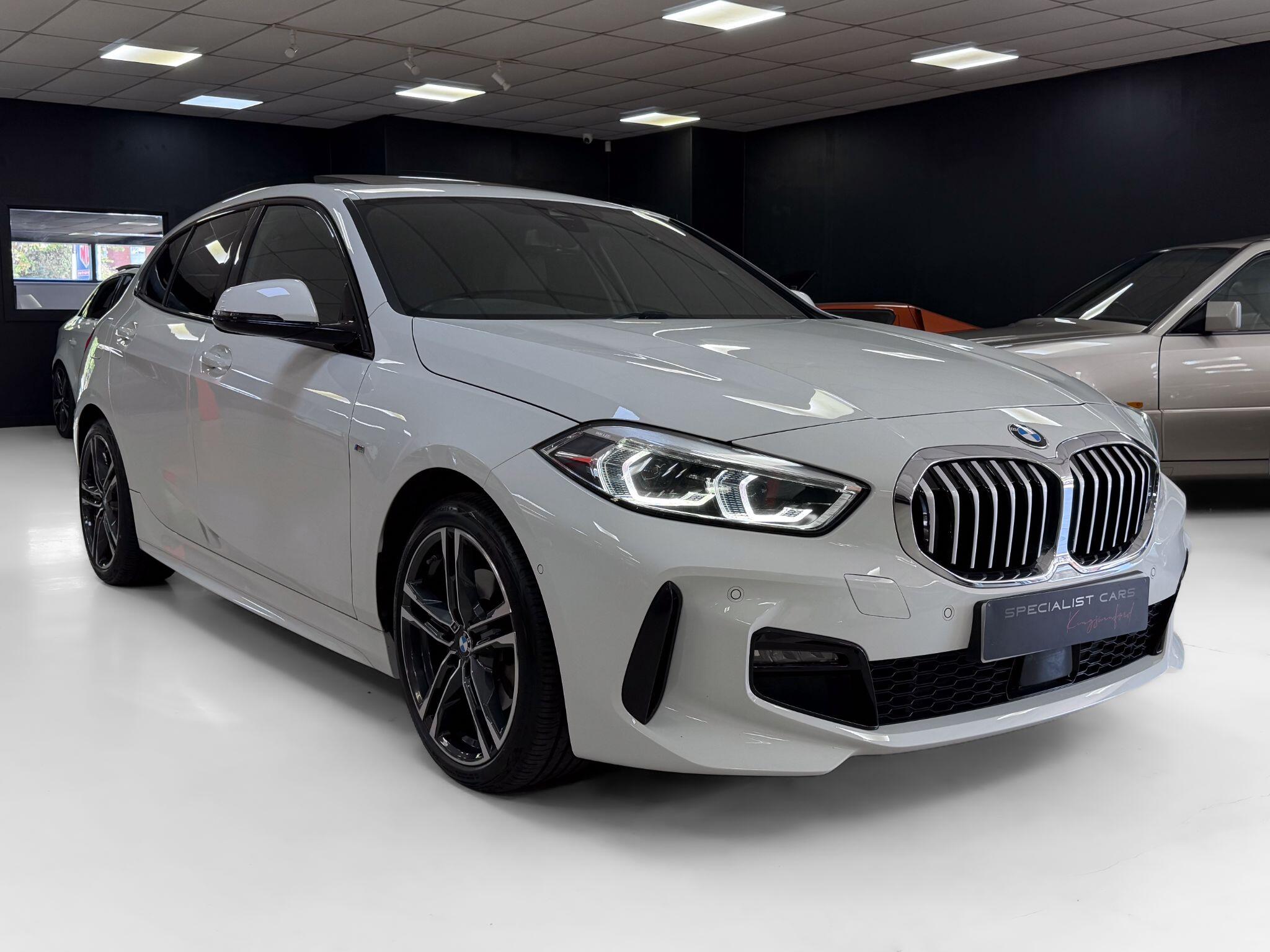 BMW 1 Series view 8