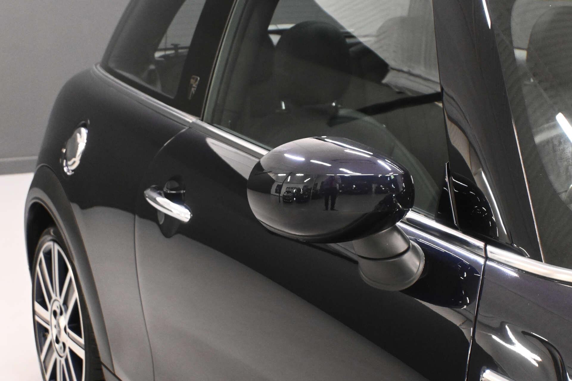 Mini Hatch view 45