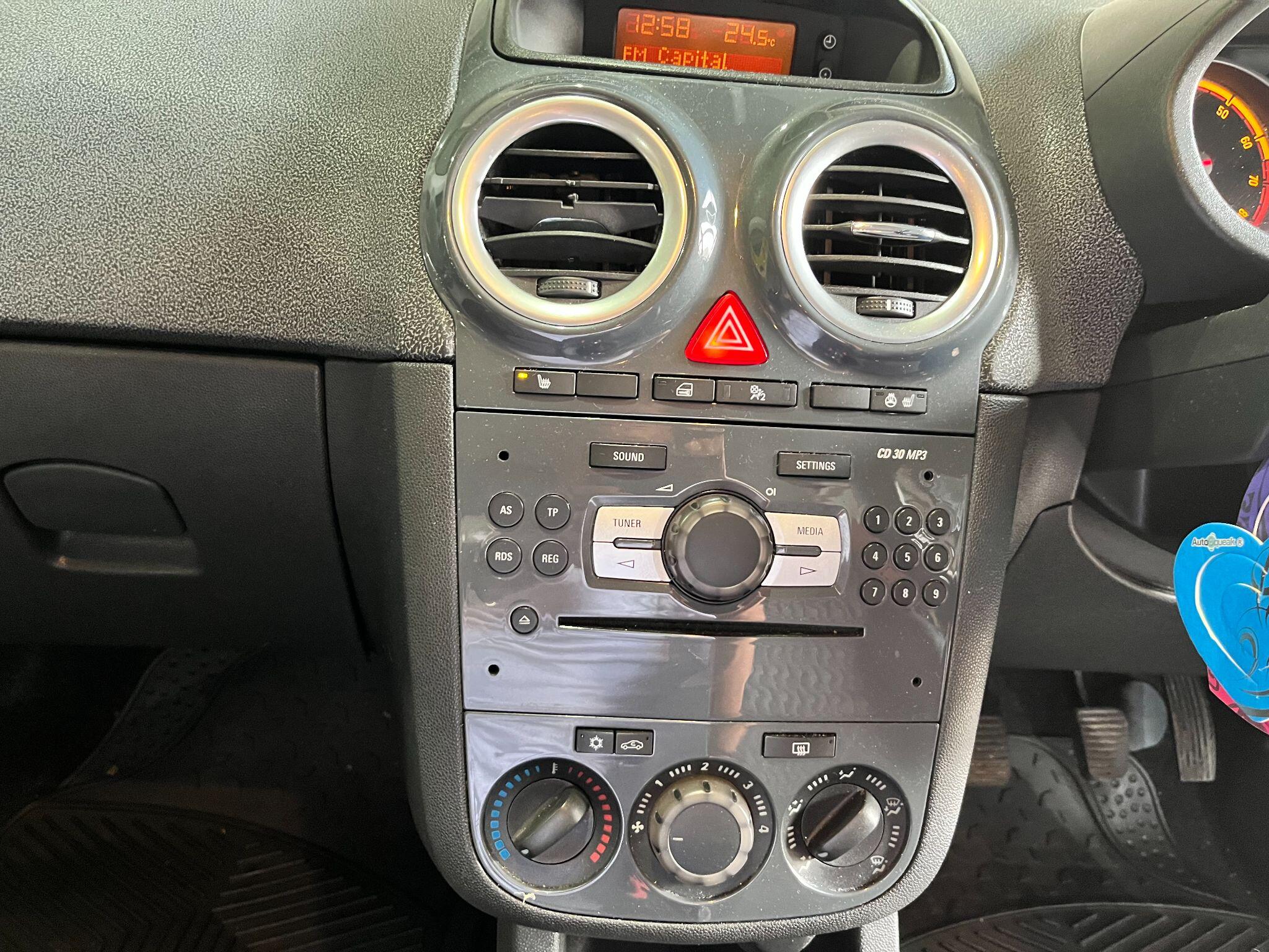 Vauxhall Corsa view 24