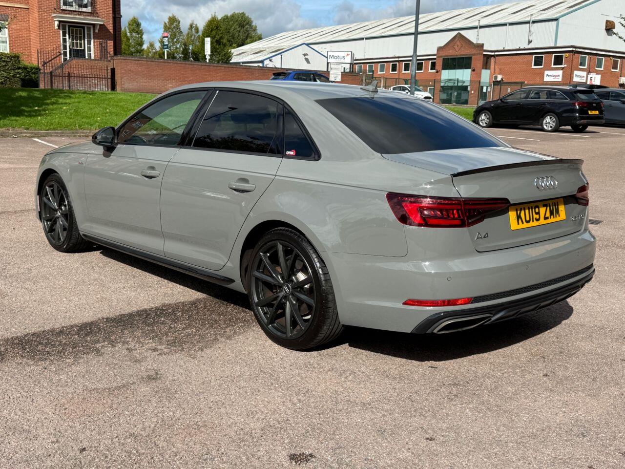 Audi A4 view 45