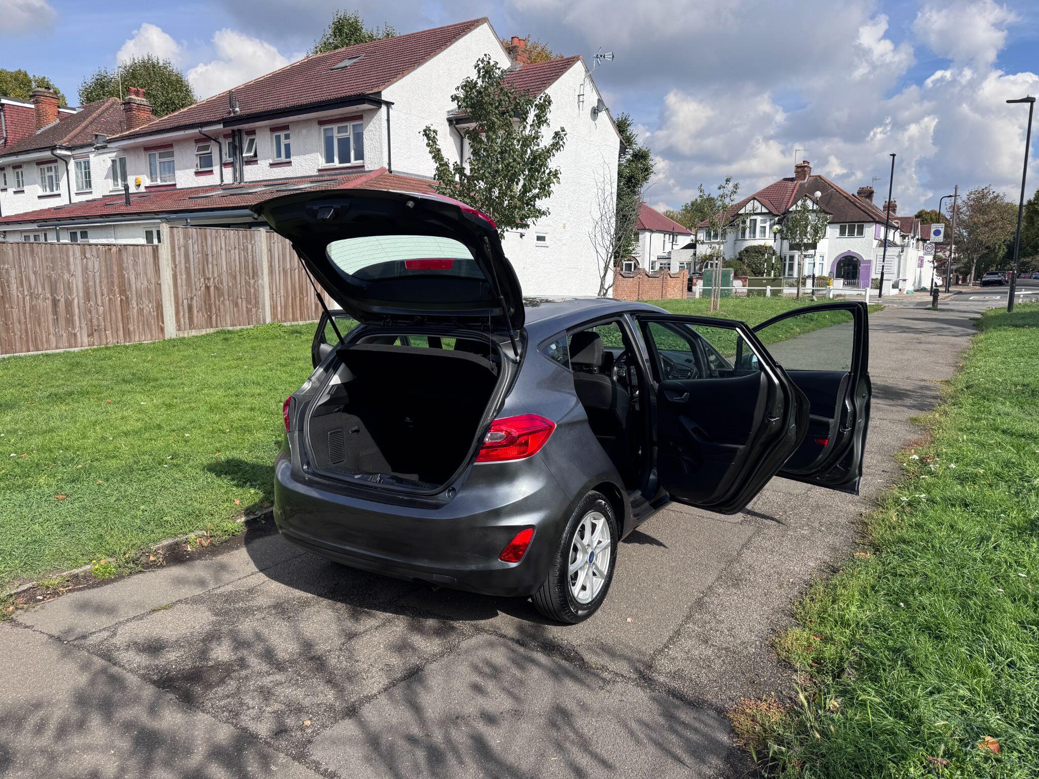 2019 Ford Fiesta 1.1 Ti-VCT Zetec Euro 6 (s/s) 5dr • 33,000 miles image 32