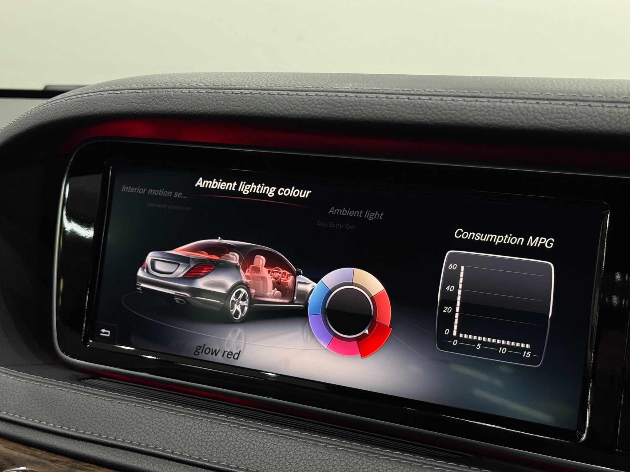 Mercedes-Benz S-Class view 36