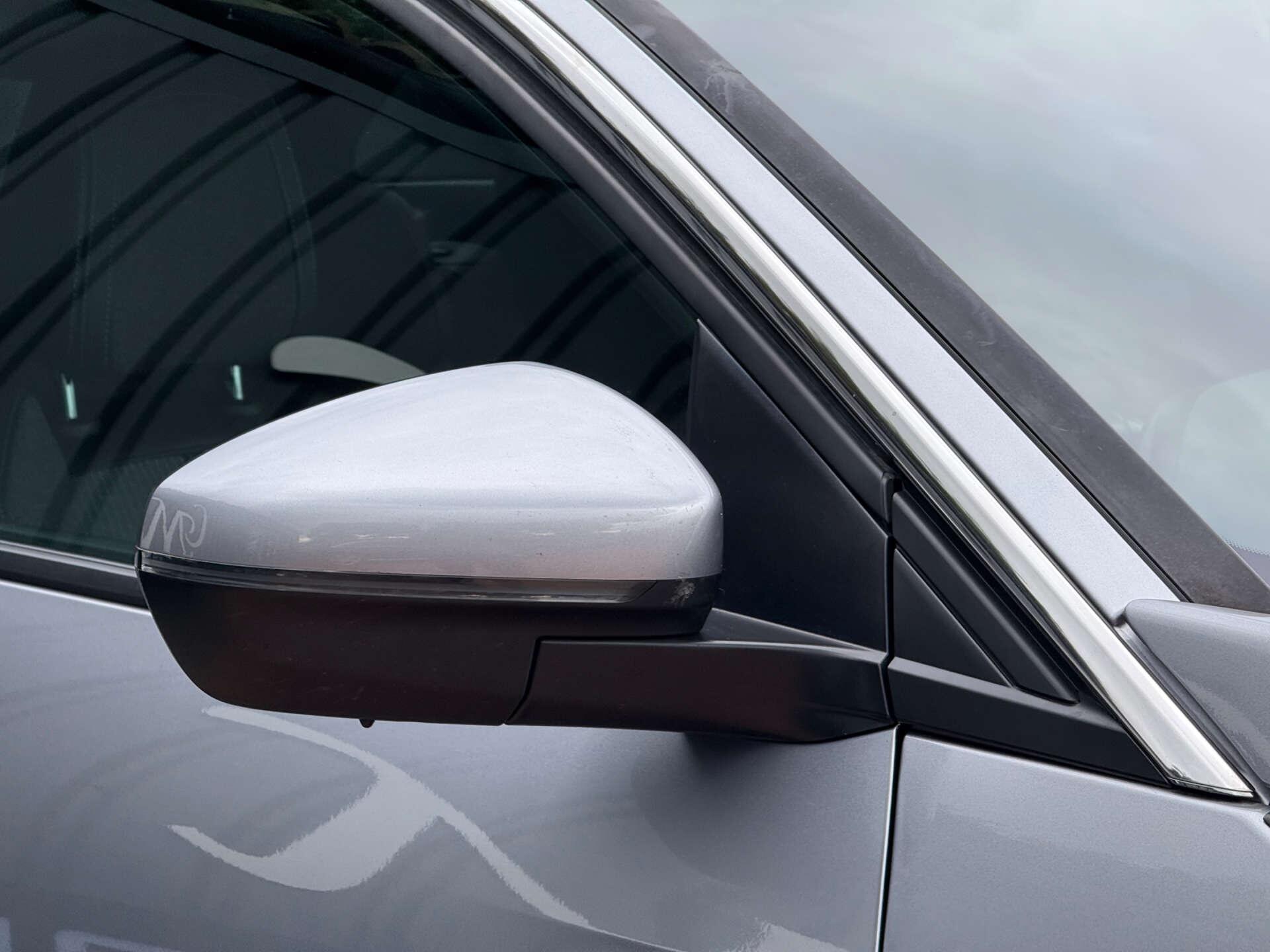 Peugeot 3008 view 17