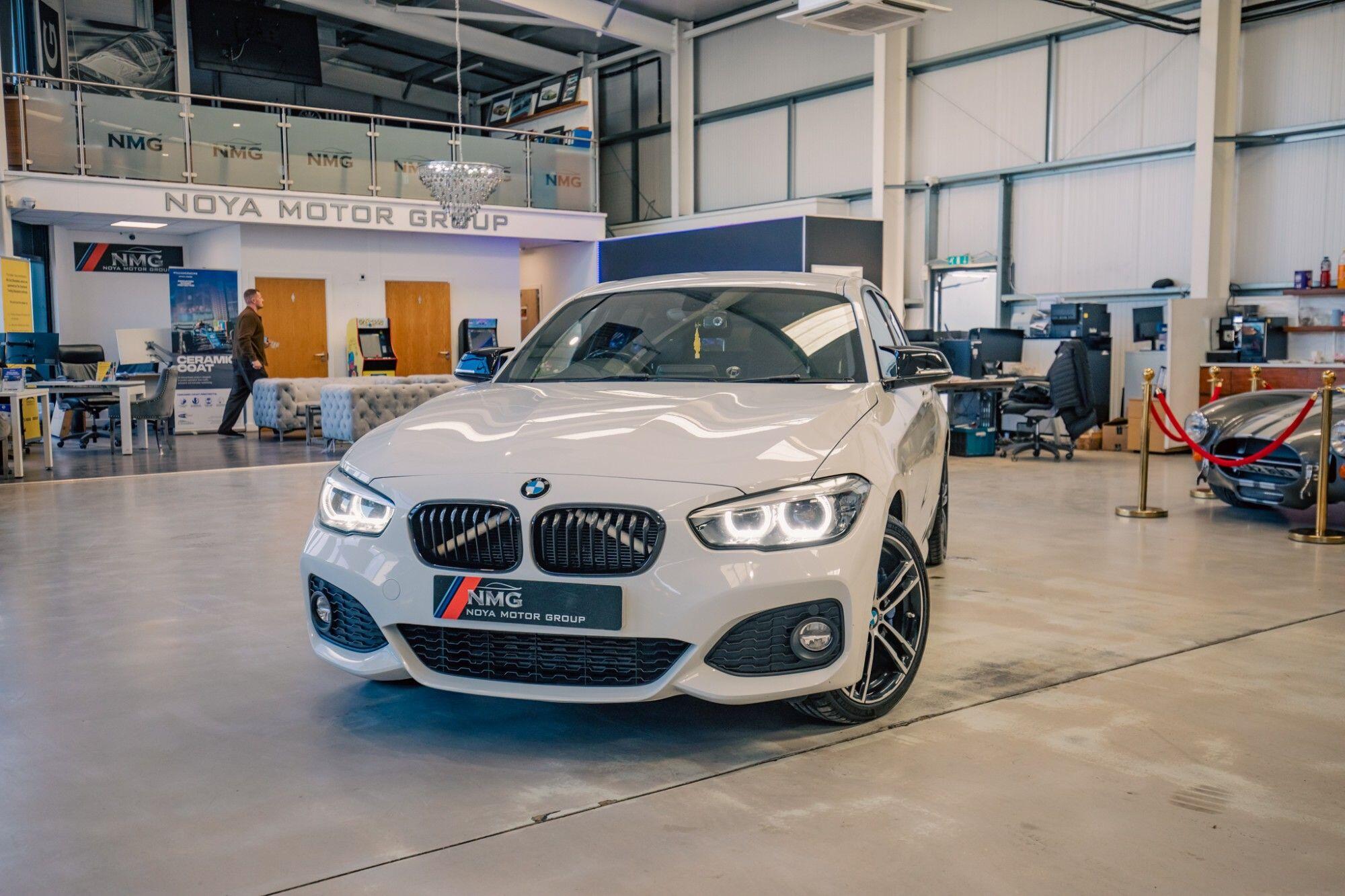 BMW 1 Series view 4