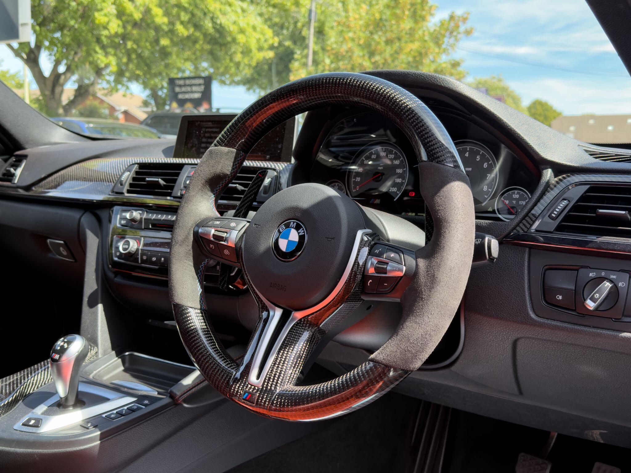 BMW M3 view 4