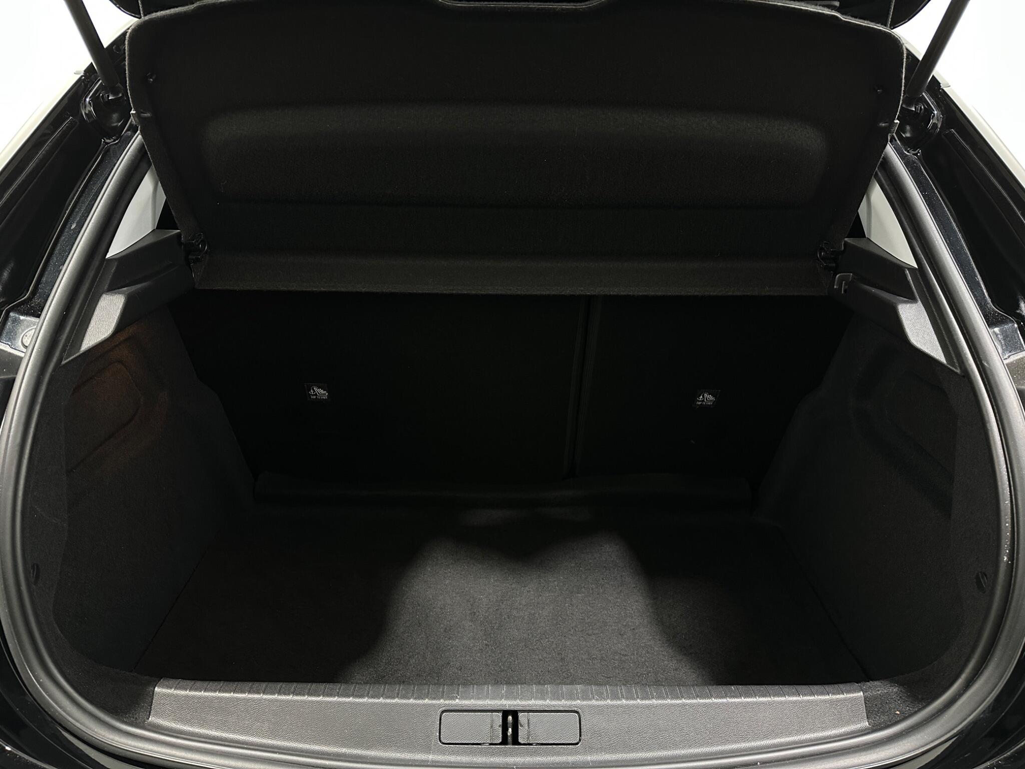 Vauxhall Corsa view 46