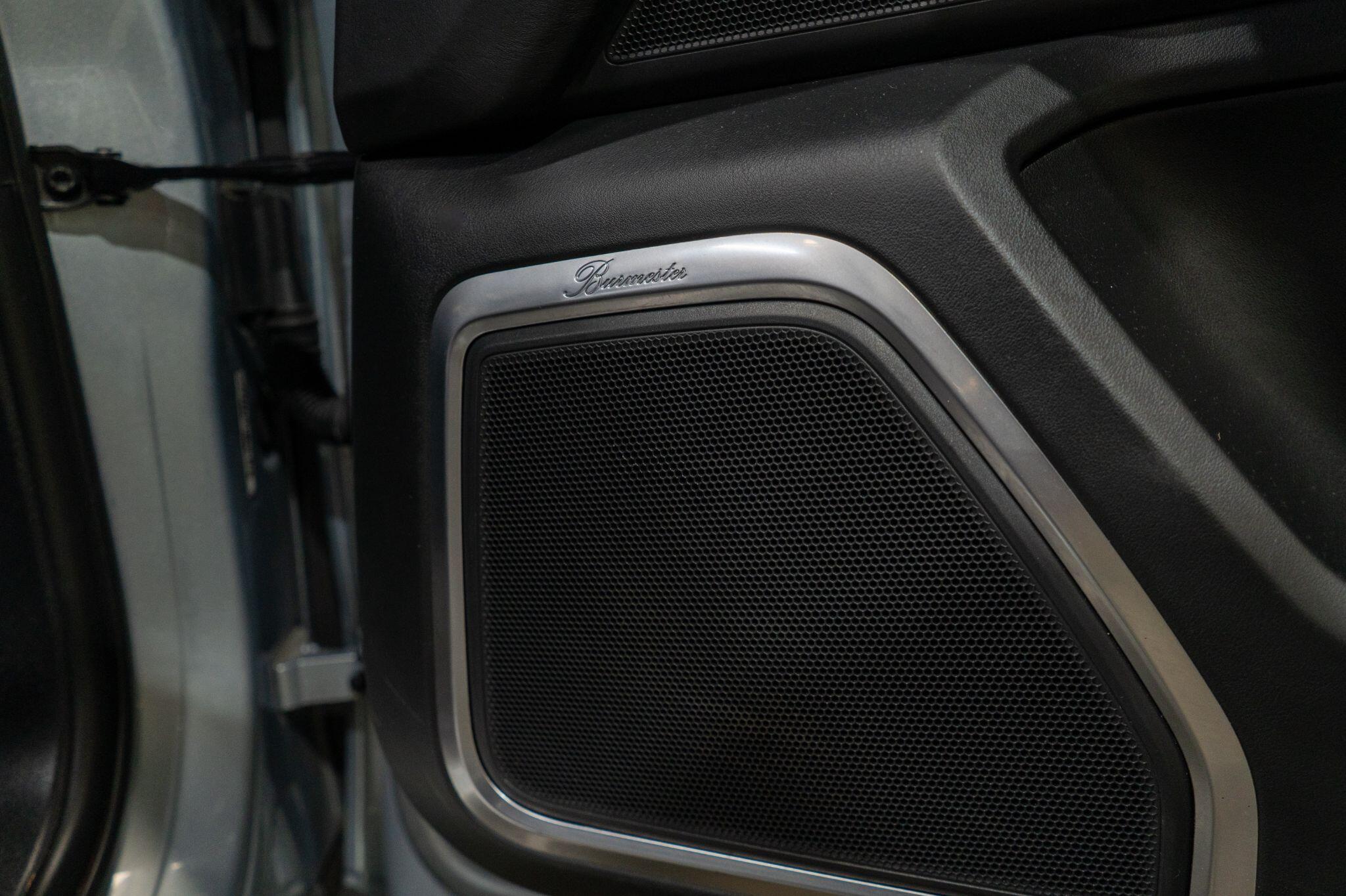 Porsche Macan view 2