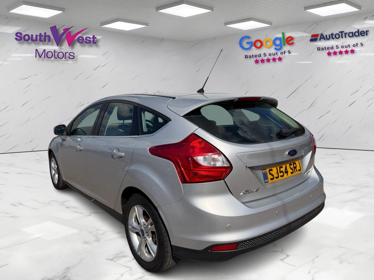 Ford Focus view 9