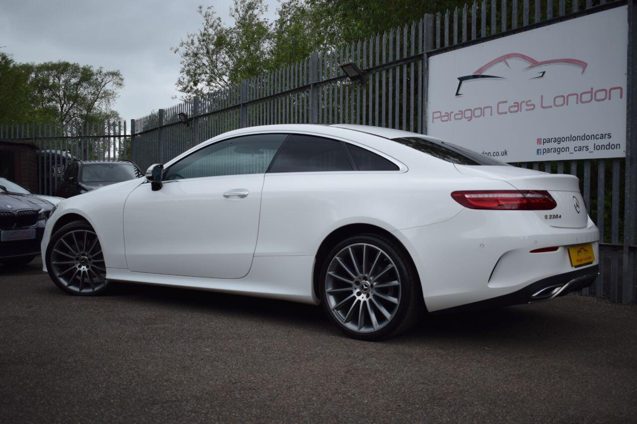 Mercedes-Benz E-Class view 61