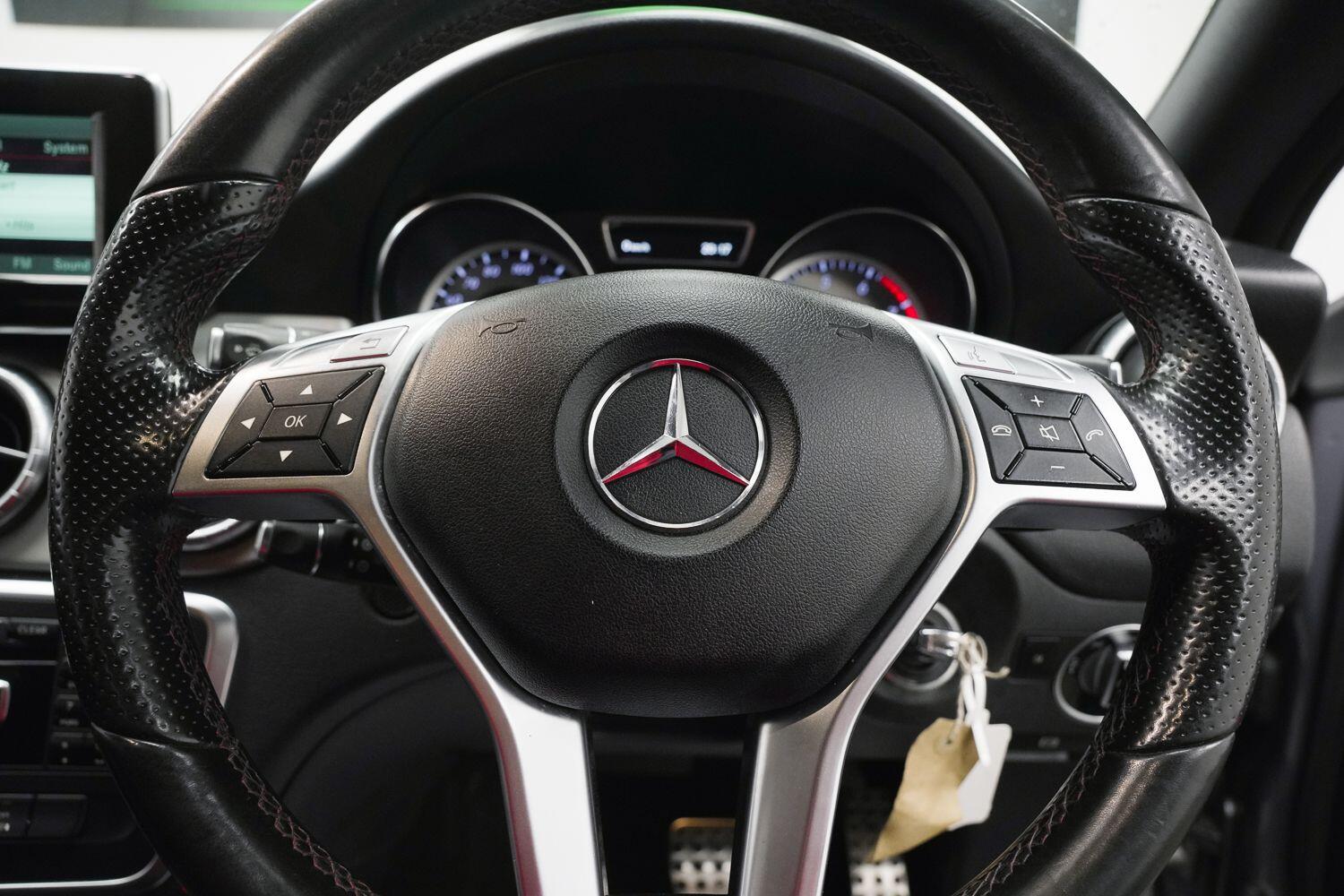 Mercedes-Benz Cla view 25