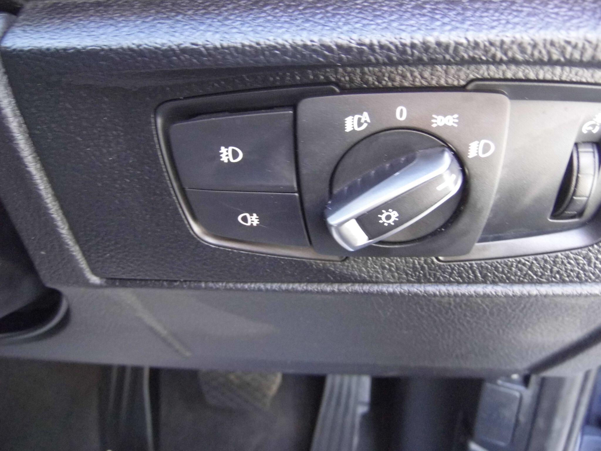 BMW 1 Series view 17