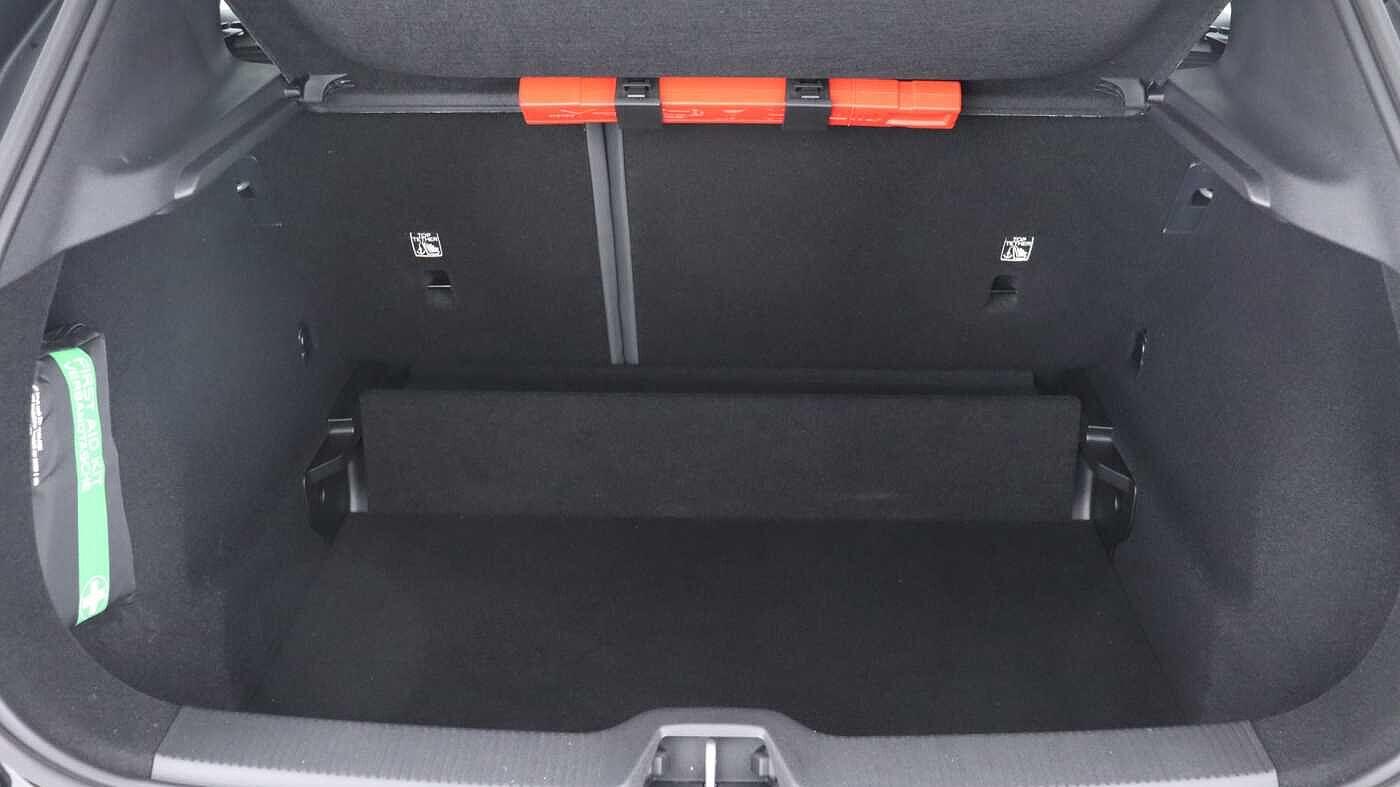Volvo Ex30 view 17