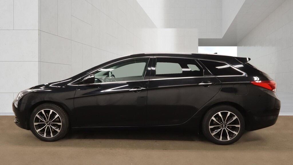 Hyundai I40 view 6