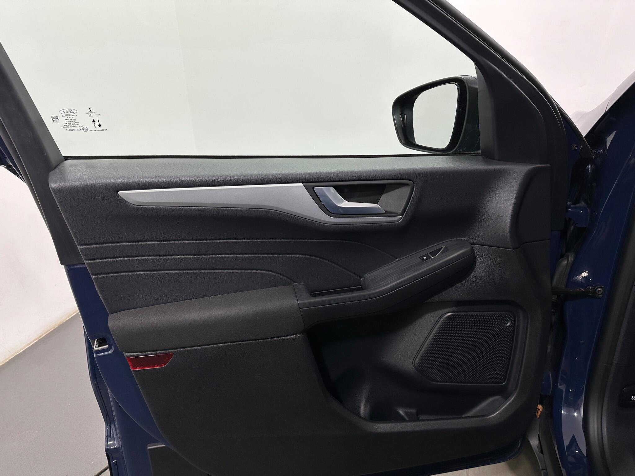 Ford Kuga view 36