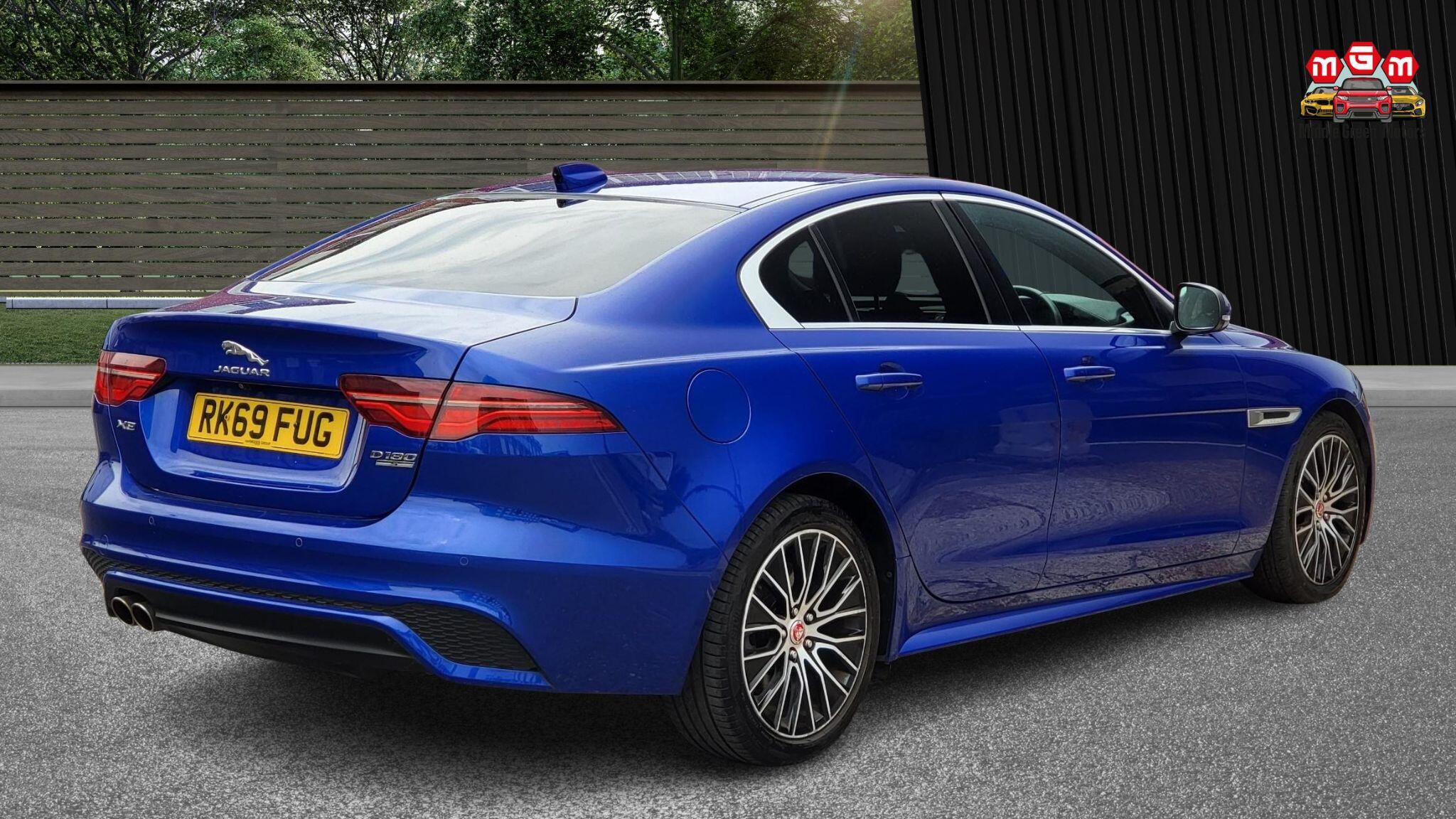 Jaguar Xe view 9