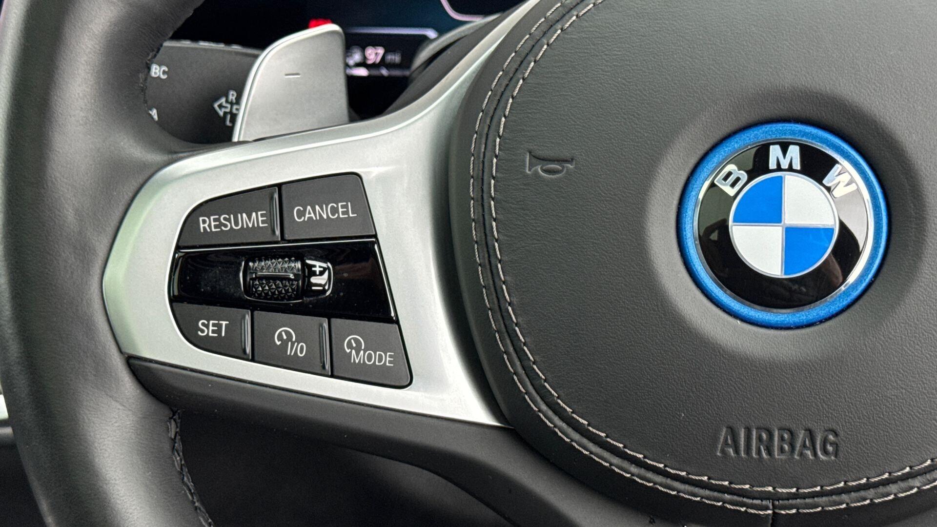 BMW X5 view 17
