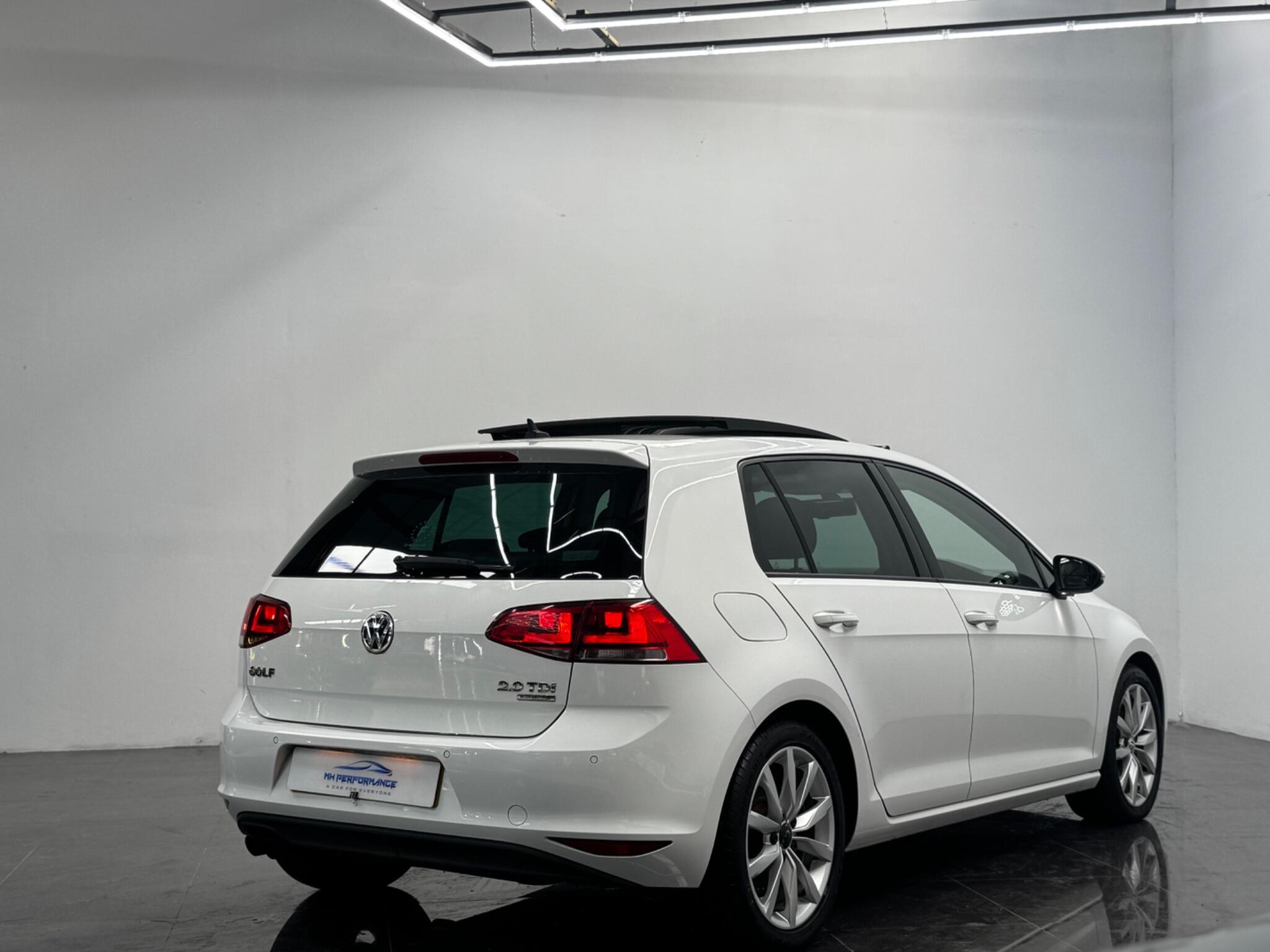 Volkswagen Golf view 59