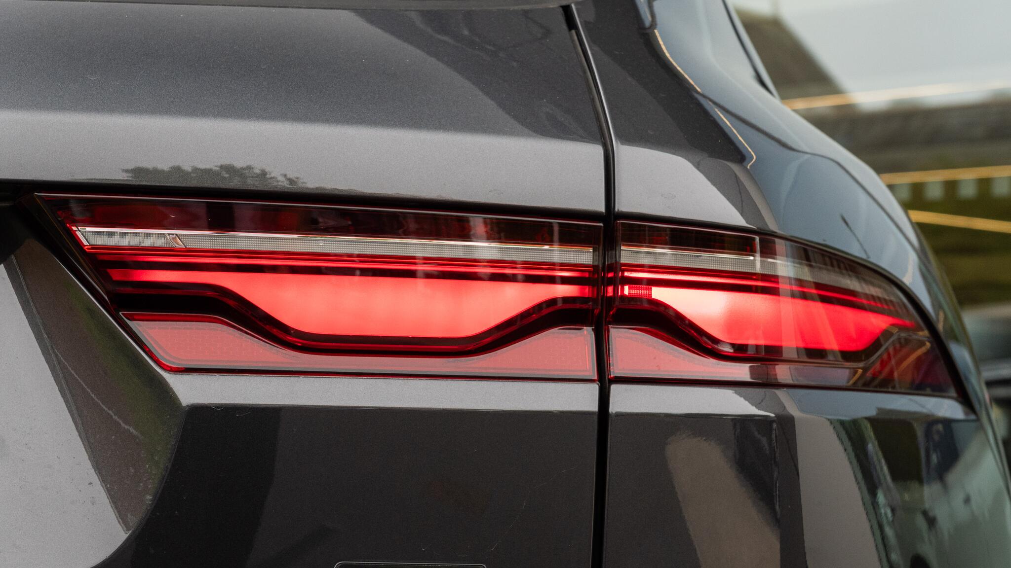 Jaguar F-Pace view 52