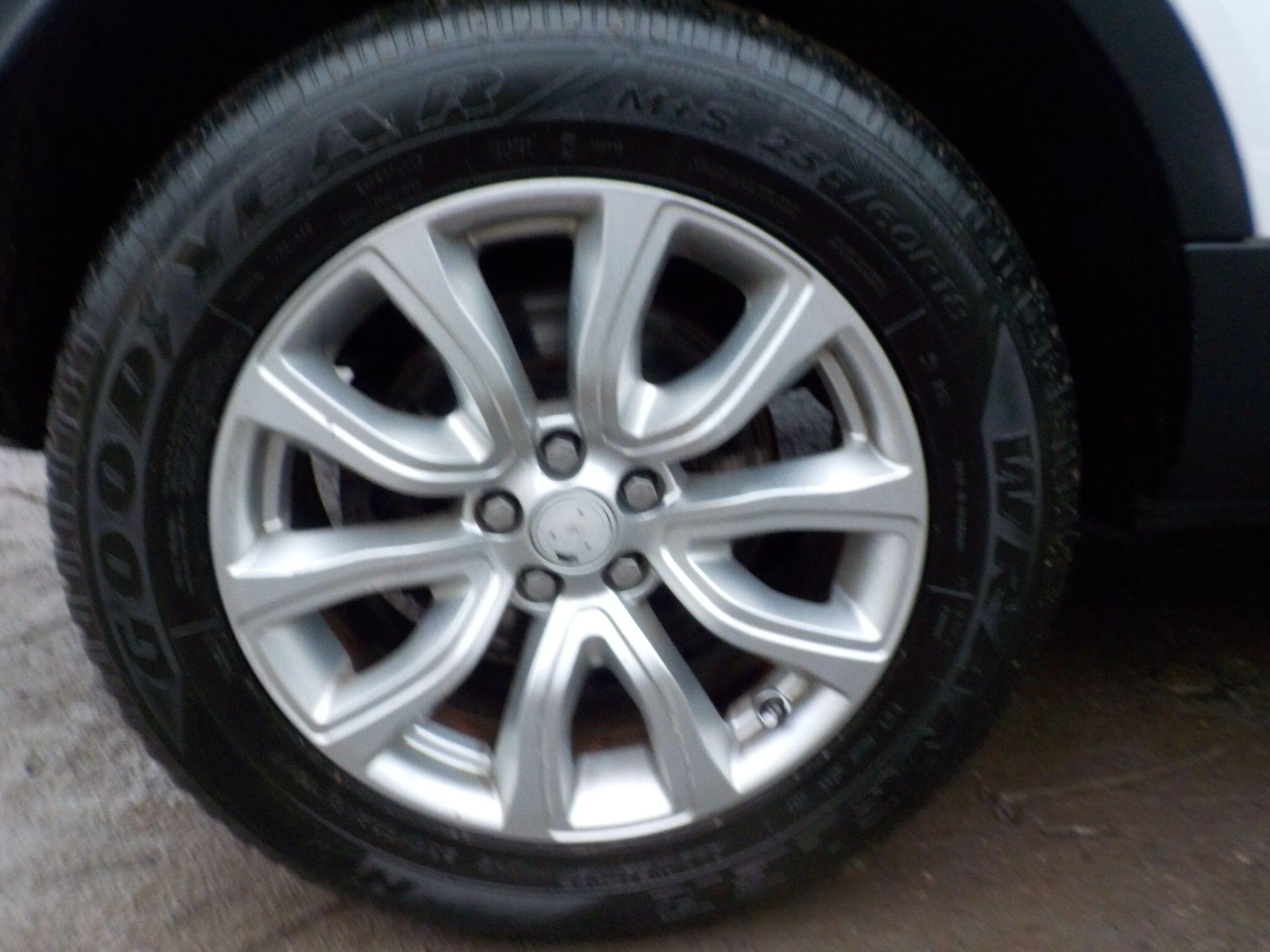 Land Rover Range Rover Evoque 2.0 eD4 SE FWD Euro 6 (s/s) 5dr