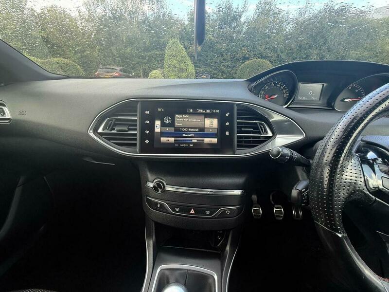 2015 Peugeot 308 1.6 BlueHDi GT Line Euro 6 (s/s) 5dr • 112,500 miles image 16