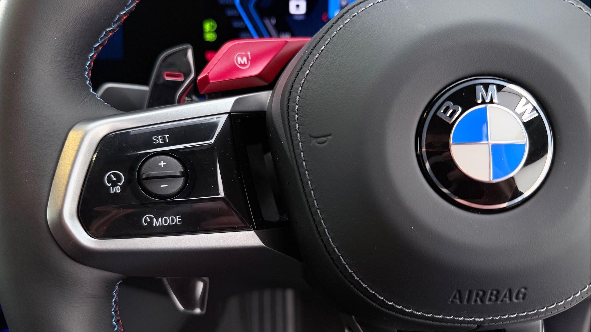 BMW M5 view 17