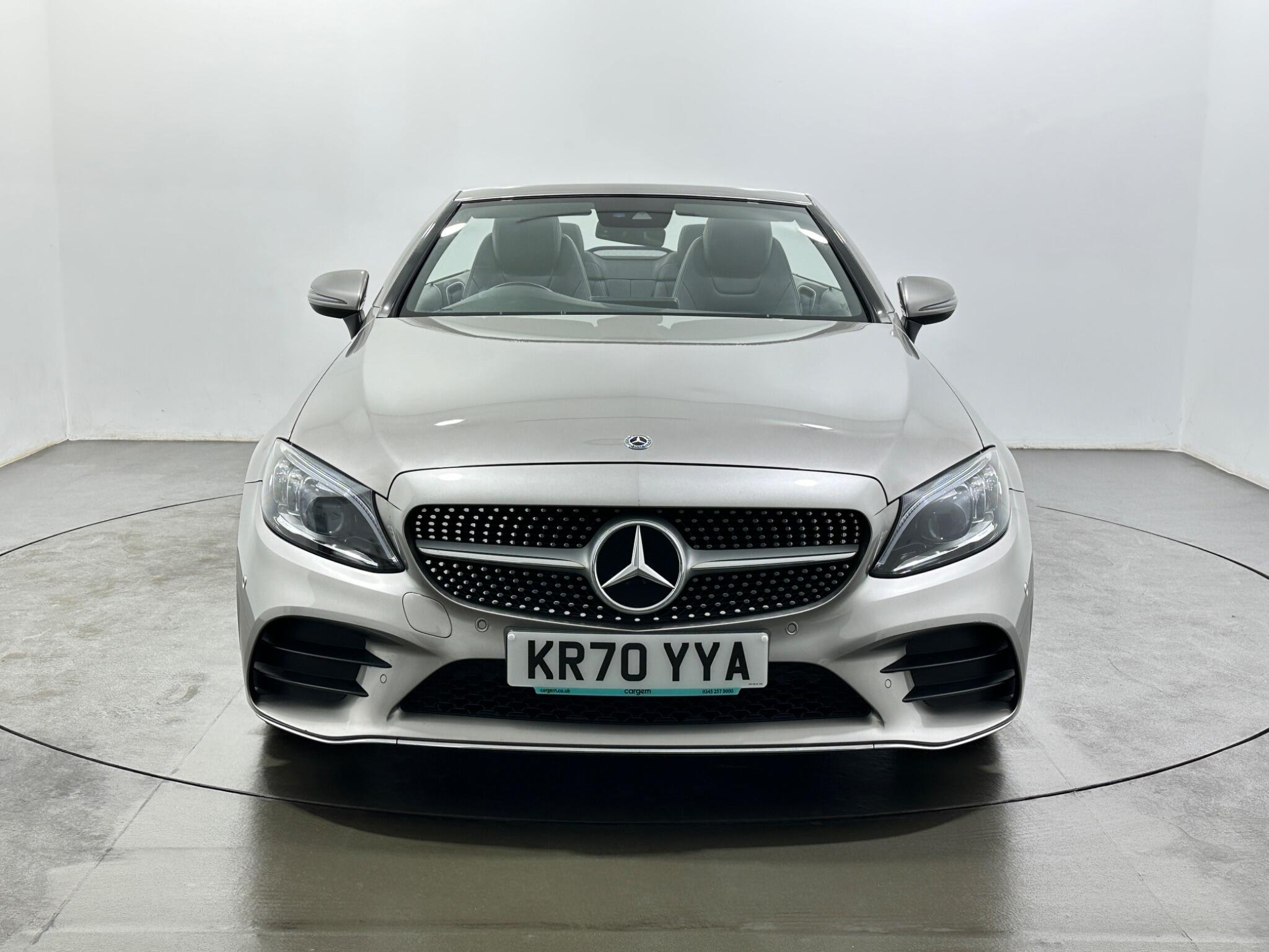 Mercedes-Benz C-Class view 3