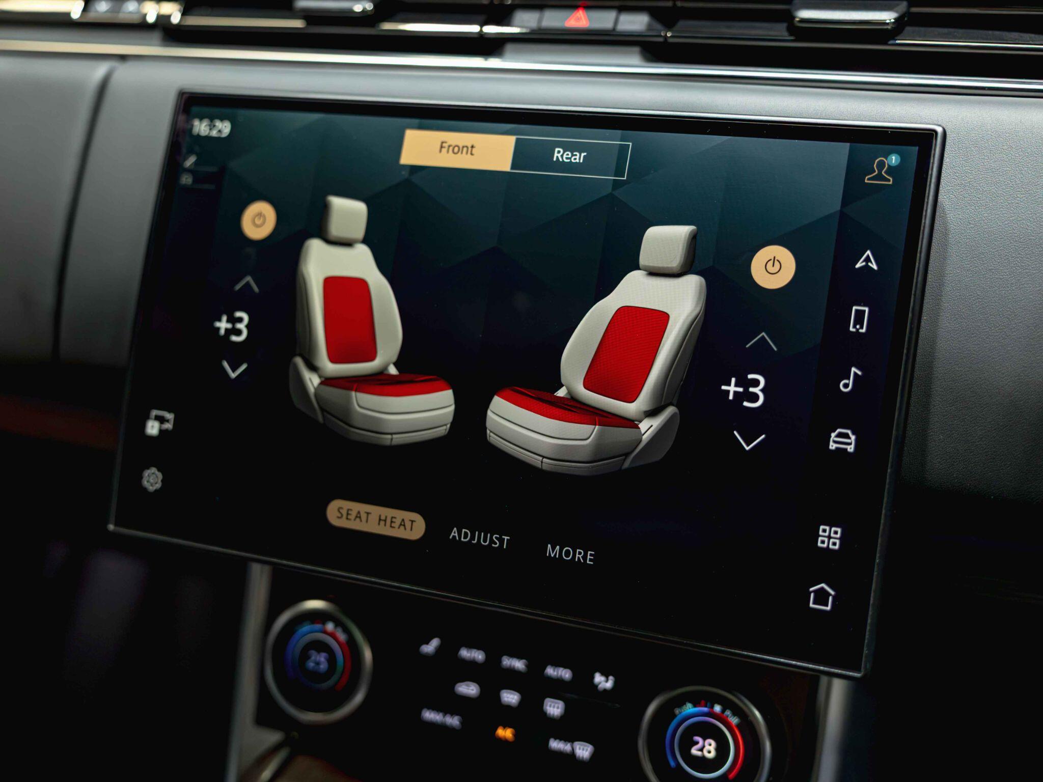 Land Rover Range Rover view 4