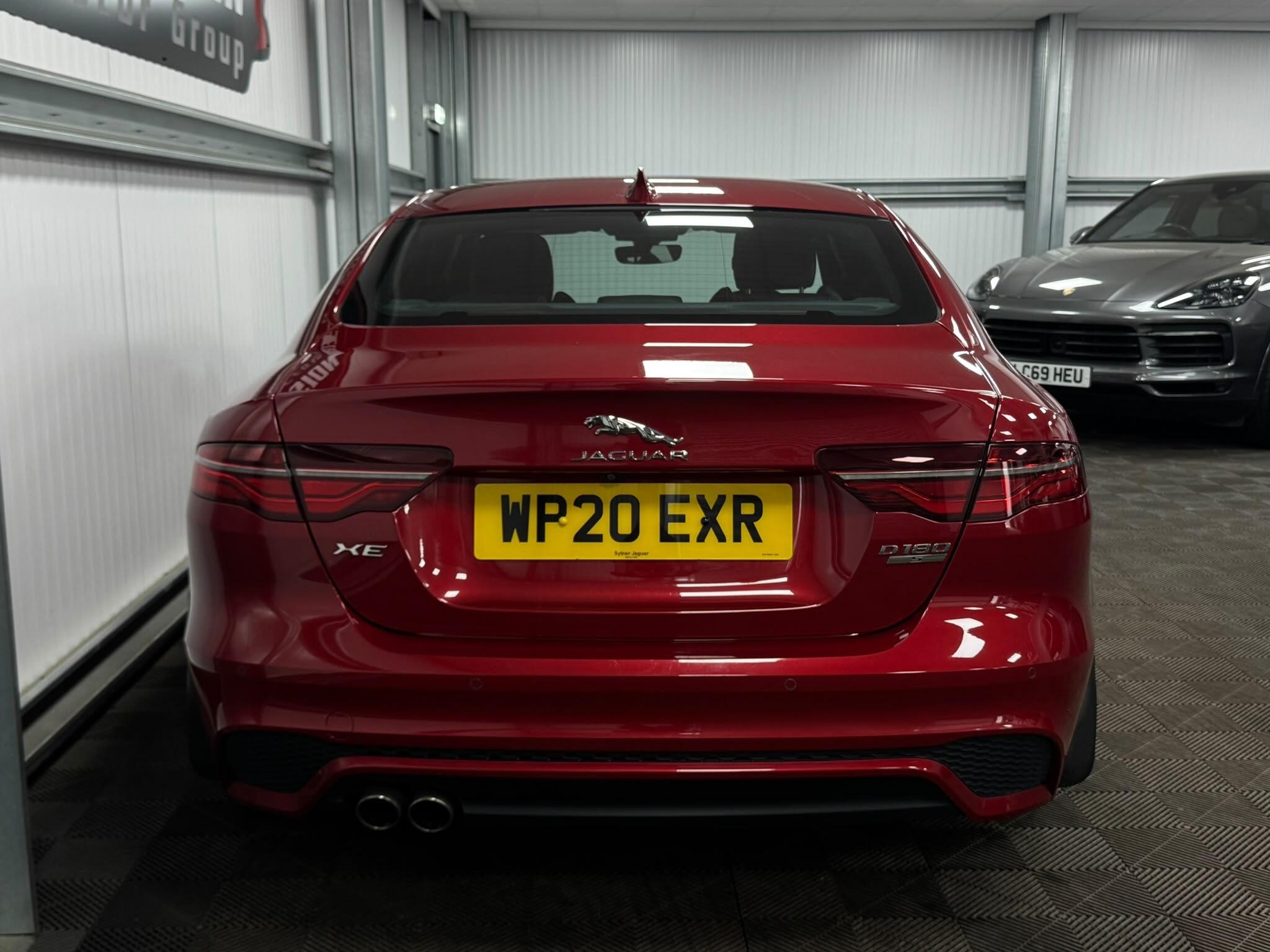 Jaguar Xe view 10