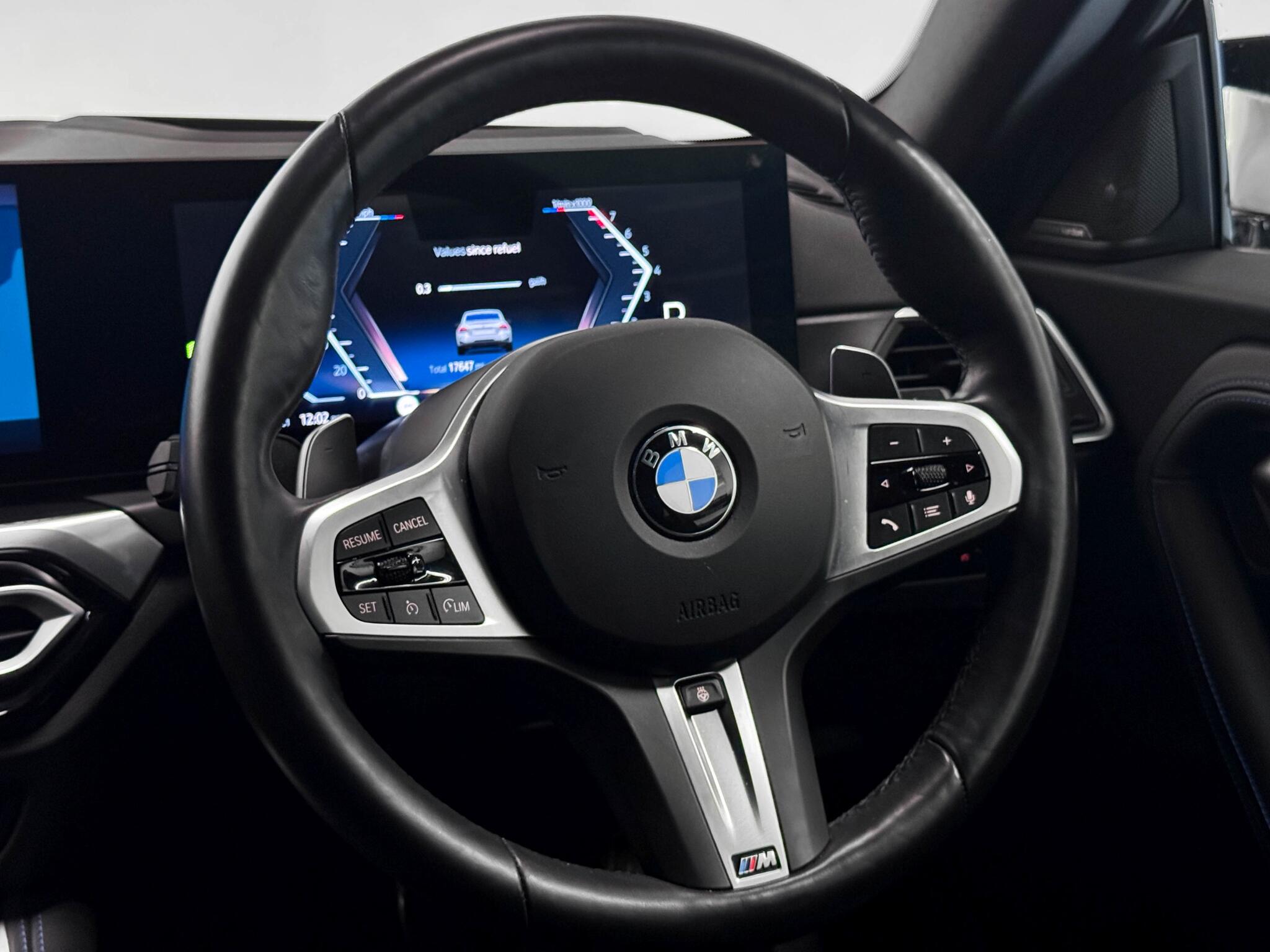 BMW 2 Series view 21